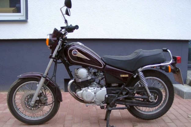 Yamaha 125 SR